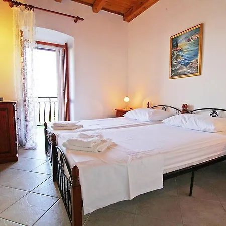 بيت للعطل Awesome In With Wifi Smokvica (Korcula)
