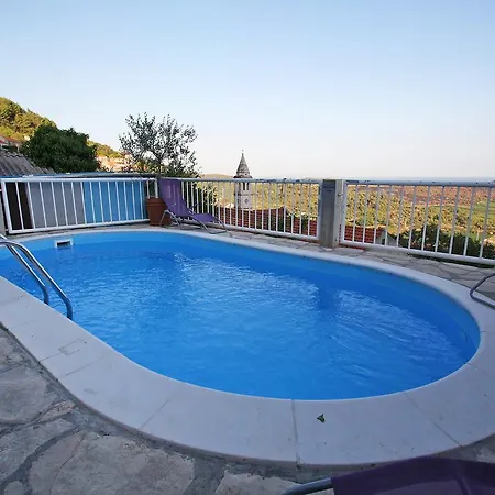 펜션 Holiday Home Smokvica Smokvica